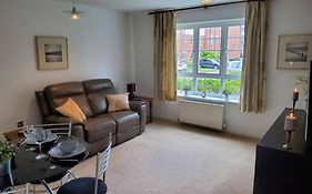 Stylish 2 Bed 2 Bathroom Apartment For Up To 5